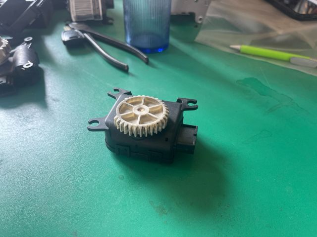 bontott AUDI A2 Fűtés Állító Motor