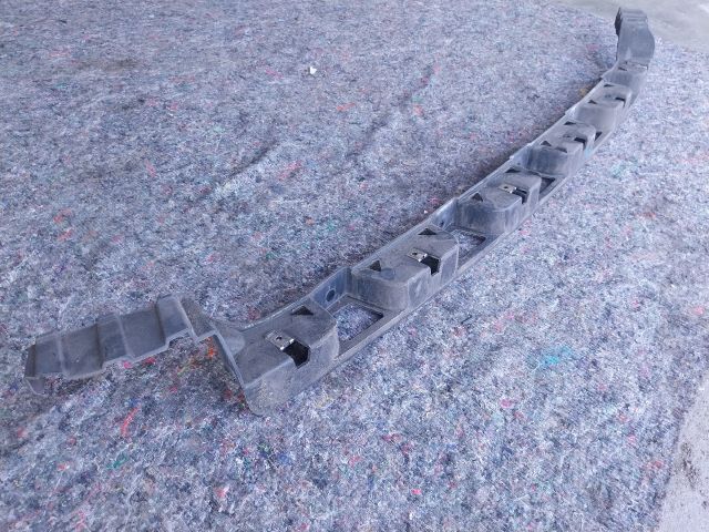 bontott AUDI A2 Hátsó középső Lökhárító Tartó (Műanyag)