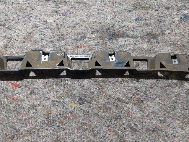 bontott AUDI A2 Hátsó középső Lökhárító Tartó (Műanyag)