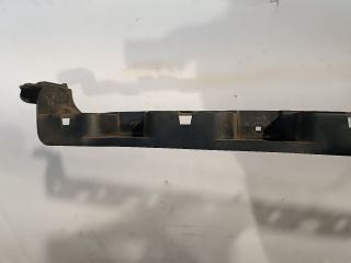 bontott AUDI A2 Hátsó középső Lökhárító Tartó (Műanyag)