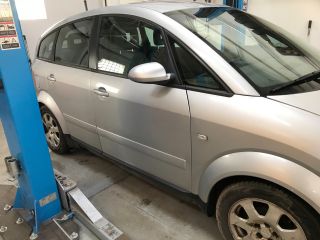 bontott AUDI A2 Jobb első Ablak