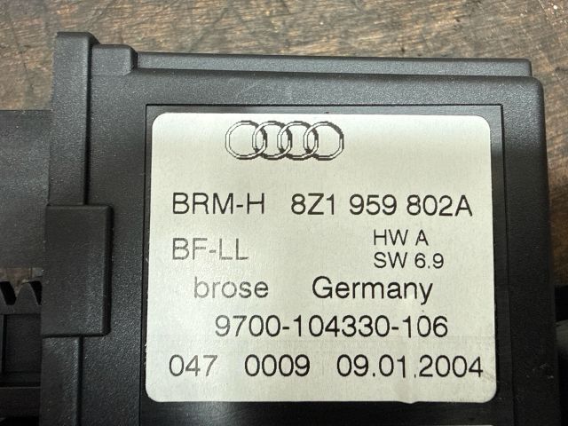 bontott AUDI A2 Jobb első Ablakemelő Motor