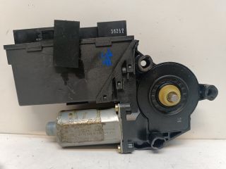 bontott AUDI A2 Jobb első Ablakemelő Motor