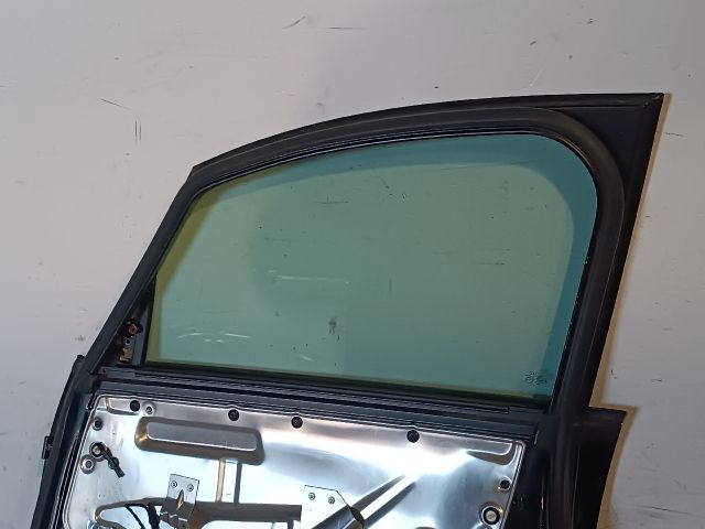 bontott AUDI A2 Jobb első Ajtó (Részeivel)