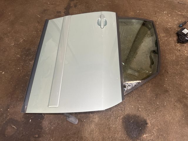 bontott AUDI A2 Jobb első Ajtó (Üres lemez)