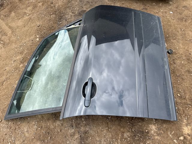 bontott AUDI A2 Jobb első Ajtó (Üres lemez)