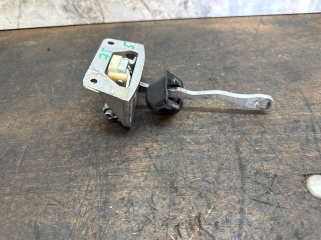 bontott AUDI A2 Jobb első Ajtóhatároló