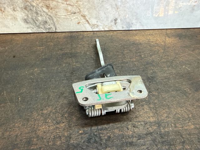 bontott AUDI A2 Jobb első Ajtóhatároló