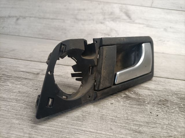 bontott AUDI A2 Jobb első Belső Kilincs