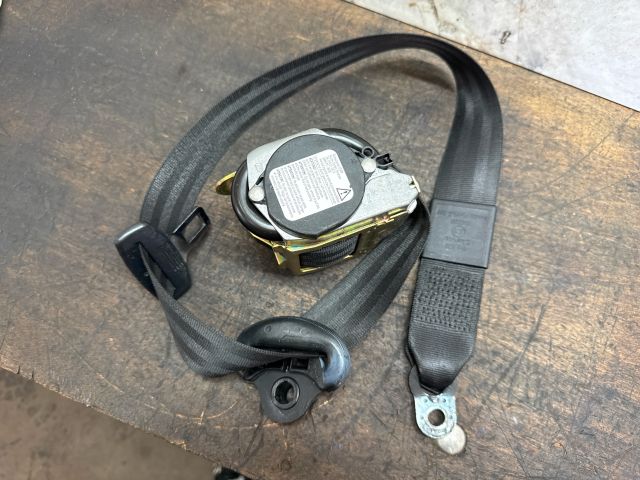 bontott AUDI A2 Jobb első Biztonsági Öv