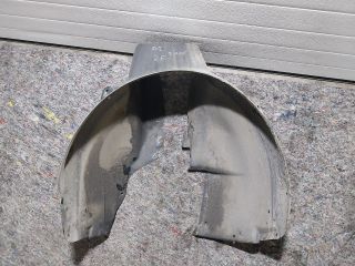 bontott AUDI A2 Jobb első Dobbetét (Kerékjárati, Műanyag)