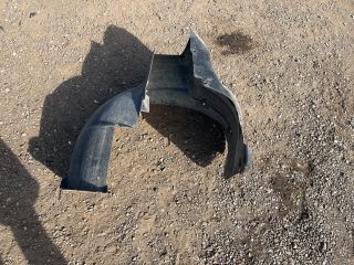 bontott AUDI A2 Jobb első Dobbetét (Kerékjárati, Műanyag)