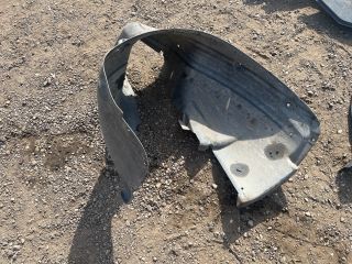 bontott AUDI A2 Jobb első Dobbetét (Kerékjárati, Műanyag)