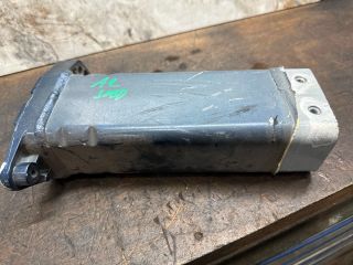 bontott AUDI A2 Jobb első Lökhárító Merevítő Tartó (Fém)