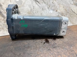 bontott AUDI A2 Jobb első Lökhárító Merevítő Tartó (Fém)