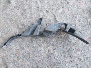 bontott AUDI A2 Jobb első Oldal Lökhárító Tartó (Műanyag)