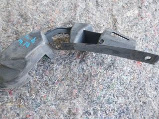 bontott AUDI A2 Jobb első Oldal Lökhárító Tartó (Műanyag)