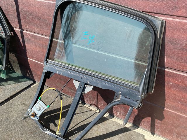 bontott AUDI A2 Jobb hátsó Ablakemelő Szerkezet (Elektromos)