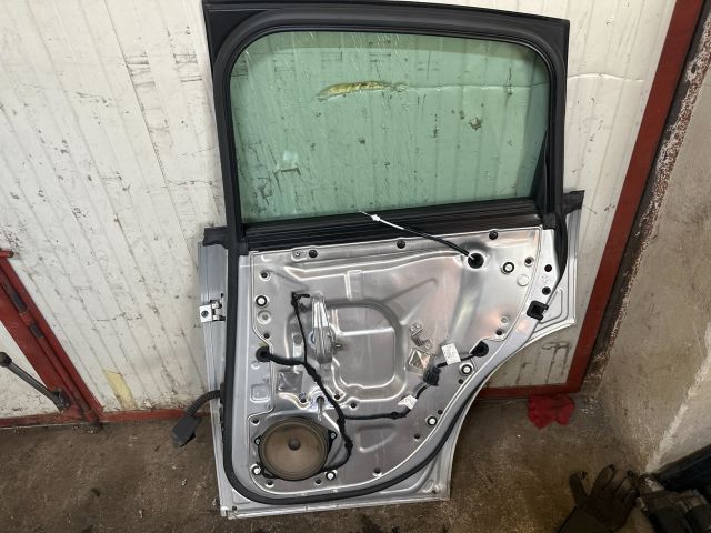 bontott AUDI A2 Jobb hátsó Ajtó (Részeivel)