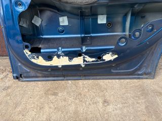 bontott AUDI A2 Jobb hátsó Ajtó (Üres lemez)