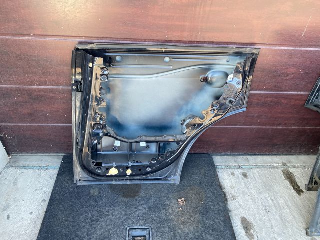 bontott AUDI A2 Jobb hátsó Ajtó (Üres lemez)