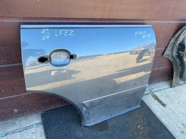 bontott AUDI A2 Jobb hátsó Ajtó (Üres lemez)