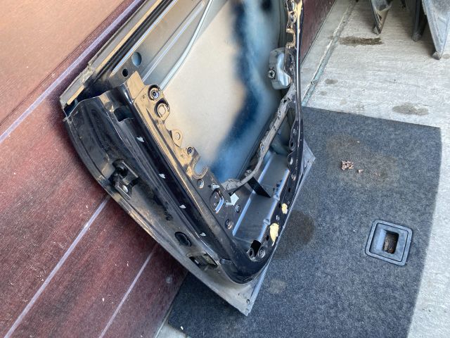 bontott AUDI A2 Jobb hátsó Ajtó (Üres lemez)