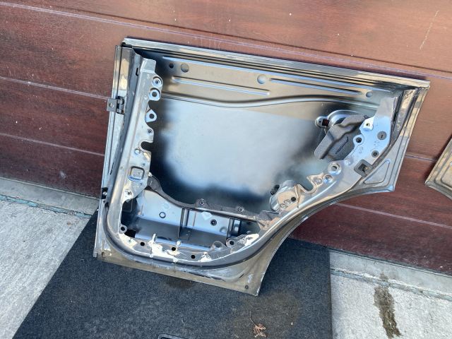 bontott AUDI A2 Jobb hátsó Ajtó (Üres lemez)