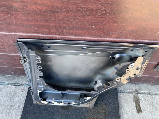 bontott AUDI A2 Jobb hátsó Ajtó (Üres lemez)