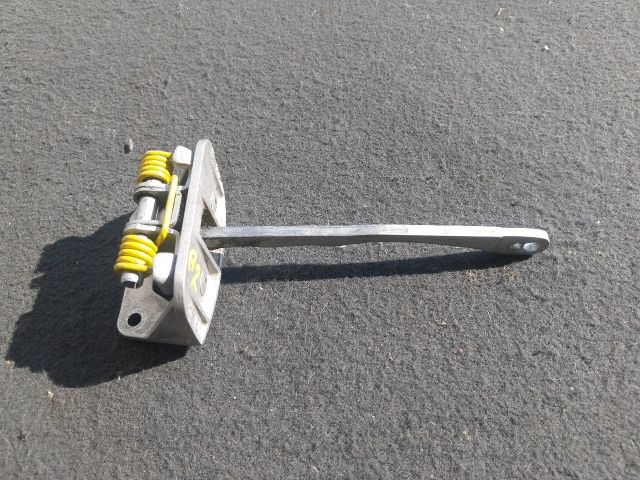 bontott AUDI A2 Jobb hátsó Ajtóhatároló