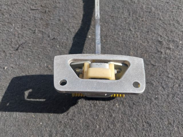 bontott AUDI A2 Jobb hátsó Ajtóhatároló