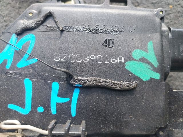 bontott AUDI A2 Jobb hátsó Ajtózár Motor