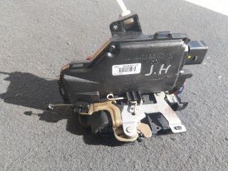 bontott AUDI A2 Jobb hátsó Ajtózár Motor