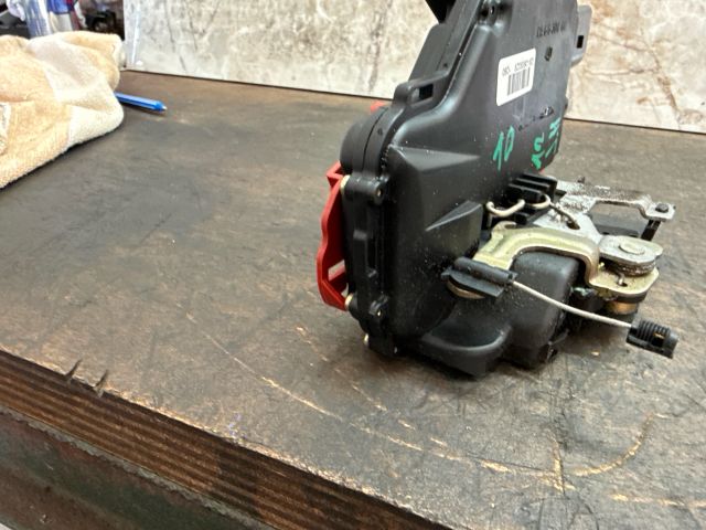 bontott AUDI A2 Jobb hátsó Ajtózár