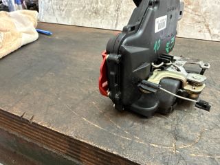 bontott AUDI A2 Jobb hátsó Ajtózár