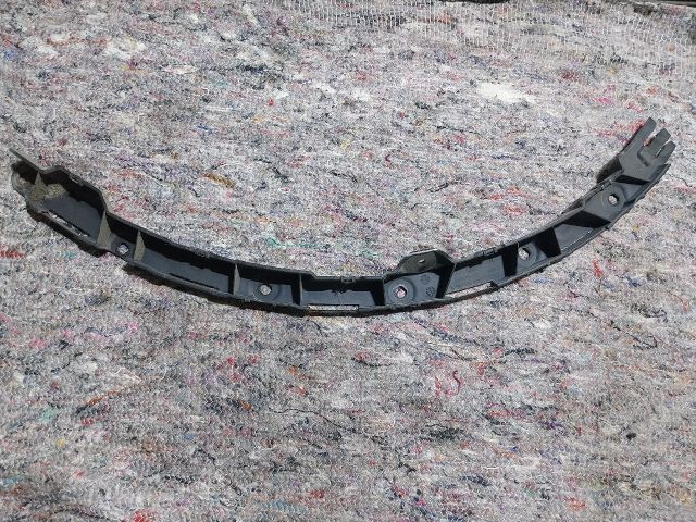 bontott AUDI A2 Jobb hátsó Lökhárító Tartó (Műanyag)