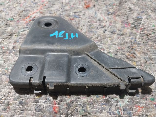 bontott AUDI A2 Jobb hátsó Oldal Lökhárító Tartó (Műanyag)