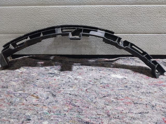 bontott AUDI A2 Jobb hátsó Oldal Lökhárító Tartó (Műanyag)