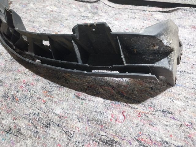 bontott AUDI A2 Jobb hátsó Oldal Lökhárító Tartó (Műanyag)