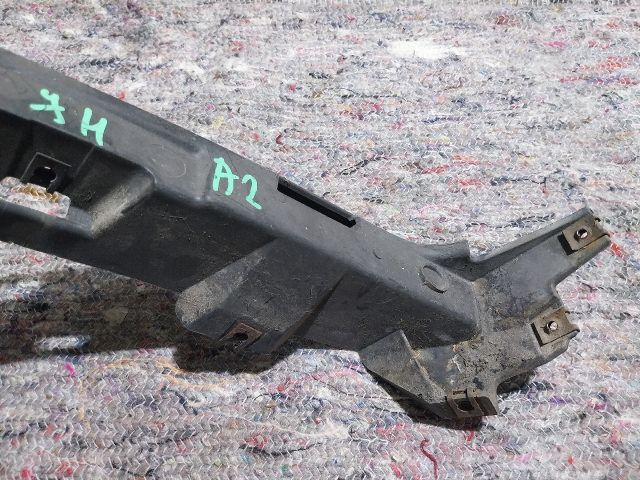 bontott AUDI A2 Jobb hátsó Oldal Lökhárító Tartó (Műanyag)