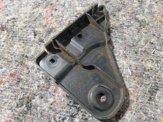 bontott AUDI A2 Jobb hátsó Oldal Lökhárító Tartó (Műanyag)