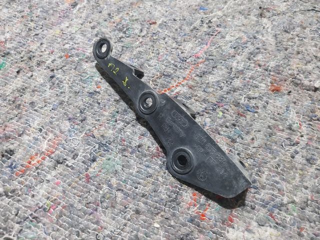 bontott AUDI A2 Jobb hátsó Oldal Lökhárító Tartó (Műanyag)