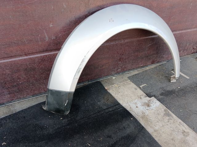 bontott AUDI A2 Jobb hátsó Sárvédő Szélesítő