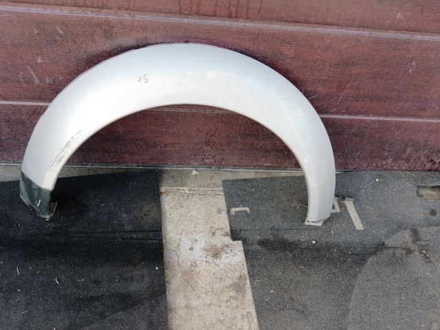 bontott AUDI A2 Jobb hátsó Sárvédő Szélesítő