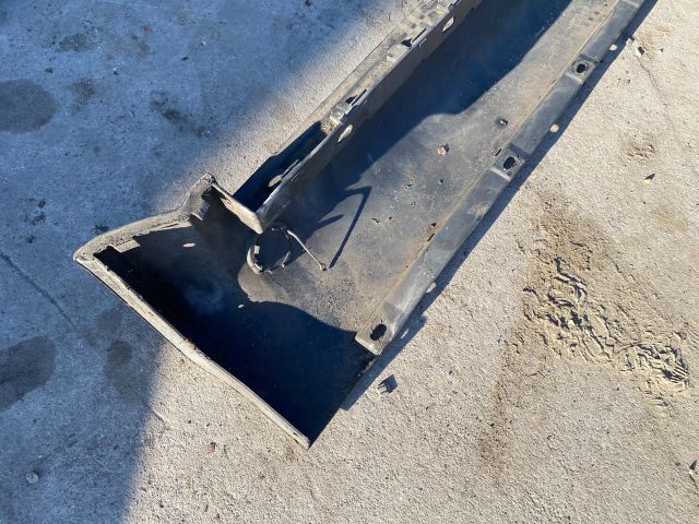 bontott AUDI A2 Jobb Küszöb