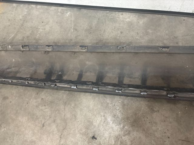 bontott AUDI A2 Jobb Küszöb