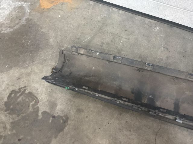 bontott AUDI A2 Jobb Küszöb