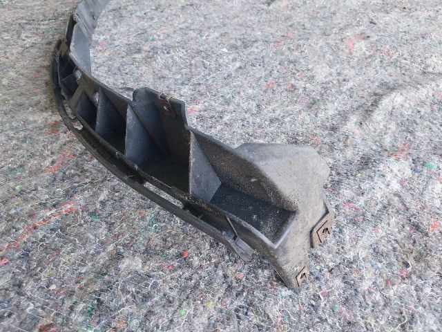 bontott AUDI A2 Jobb Sárvédő Oldaltartó