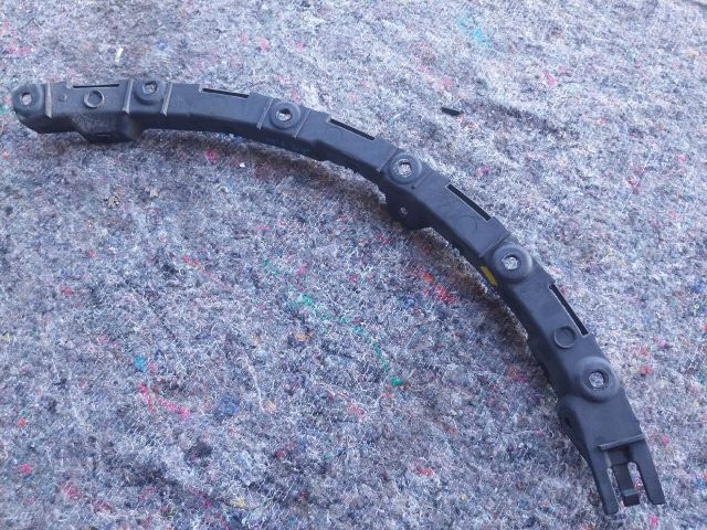 bontott AUDI A2 Jobb Sárvédő Oldaltartó