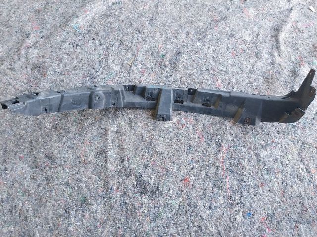 bontott AUDI A2 Jobb Sárvédő Oldaltartó